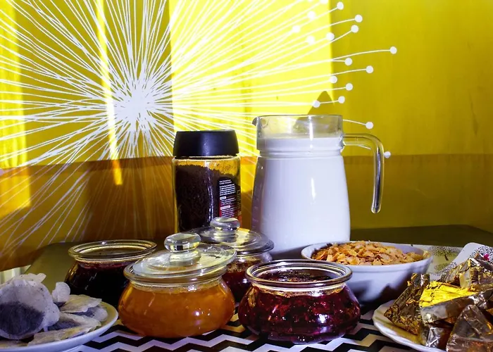 بيت شباب B Movie كراكوفيا