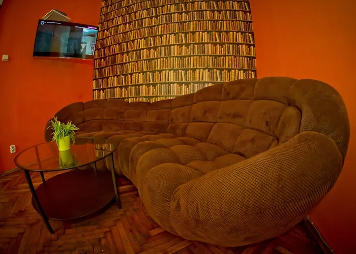 B Movie * كراكوفيا