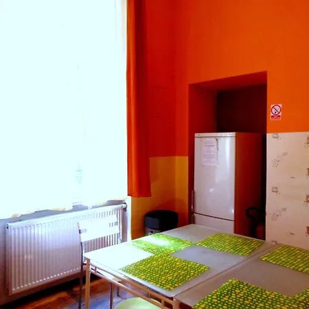 B Movie Hostel Krakau